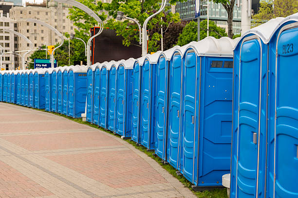 Portable Restroom Setup and Delivery in Allardt, TN